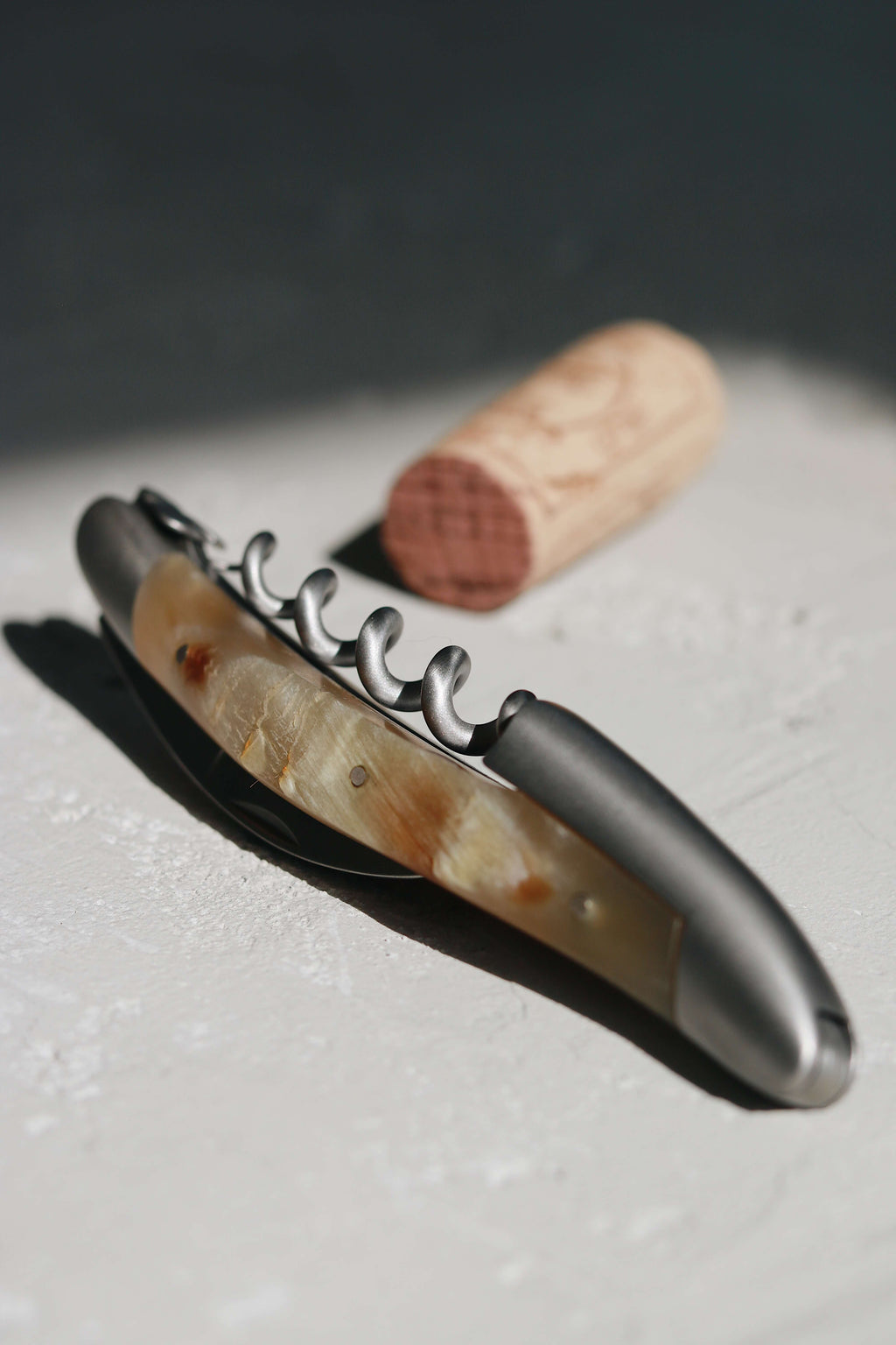 Forge De Laguiole Sommelier Aubrac Horn med sateng stål