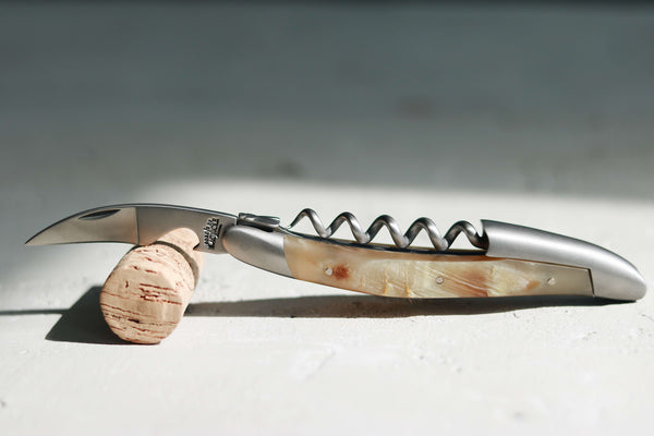Forge De Laguiole Sommelier Aubrac Horn med sateng stål