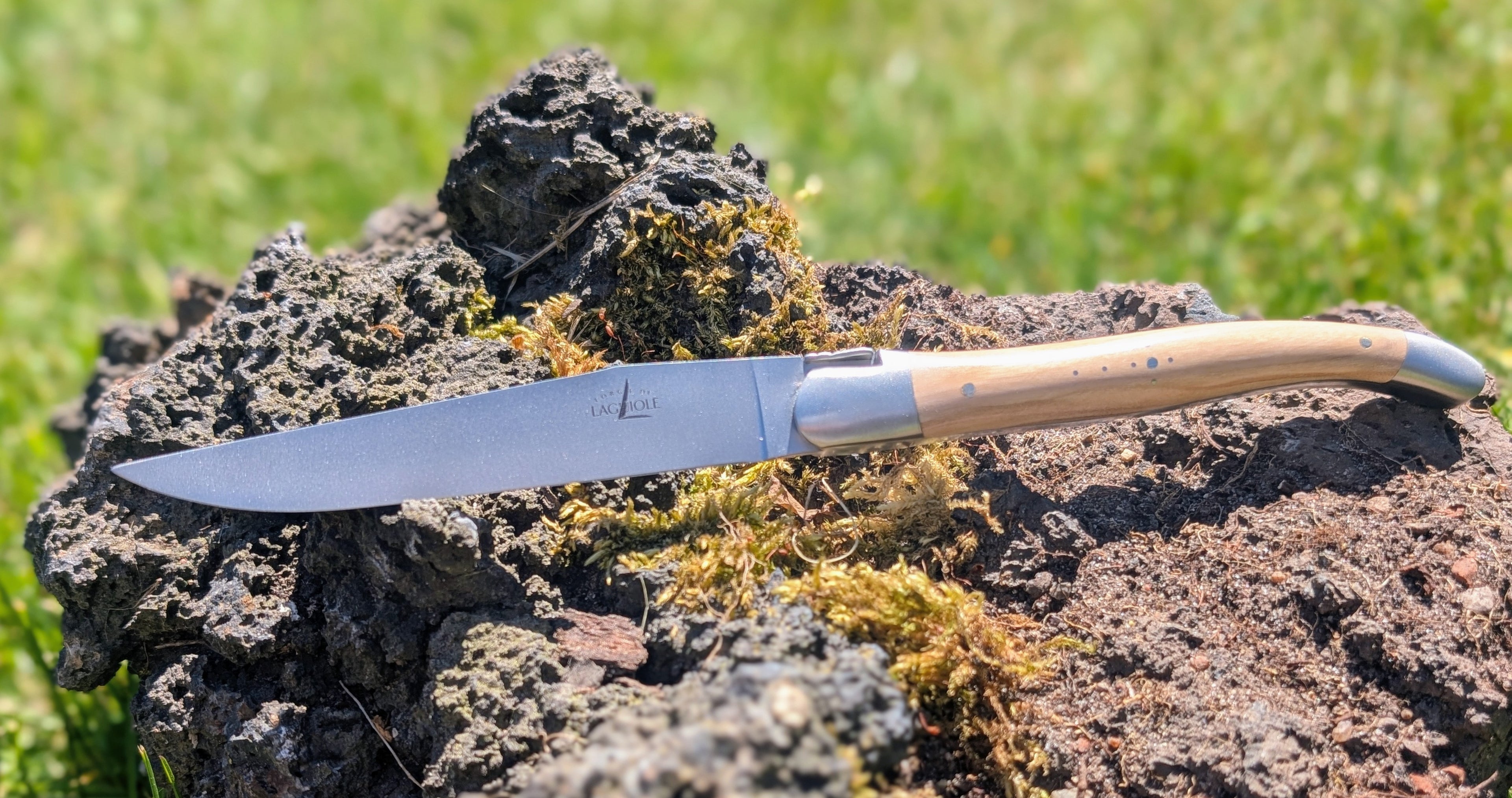 Forge De Laguiole kniver med håndtak i oliventre