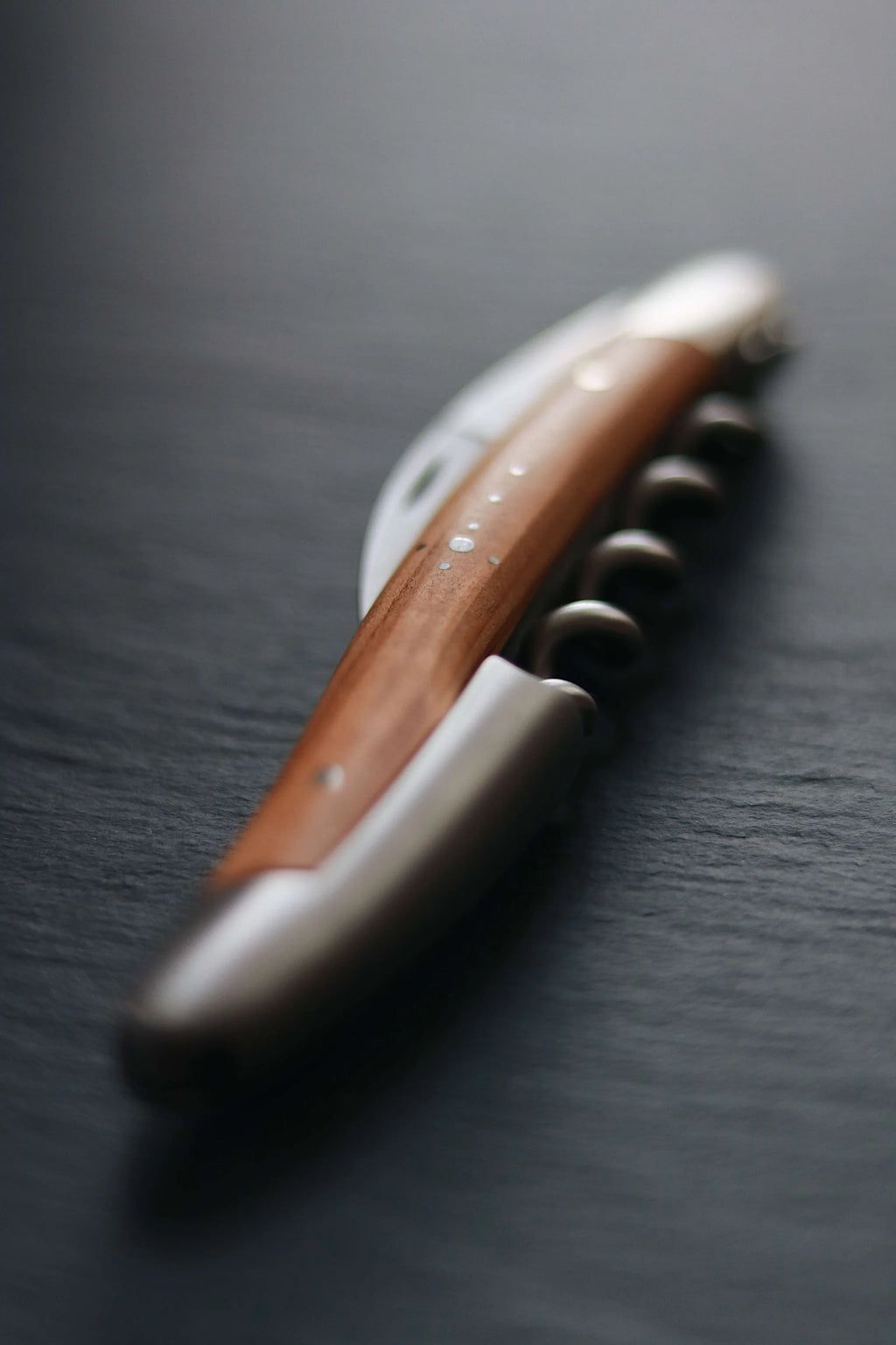 Gavesett - Oliventre - Sommelier-vinåpner og foldekniv - Forge De Laguiole