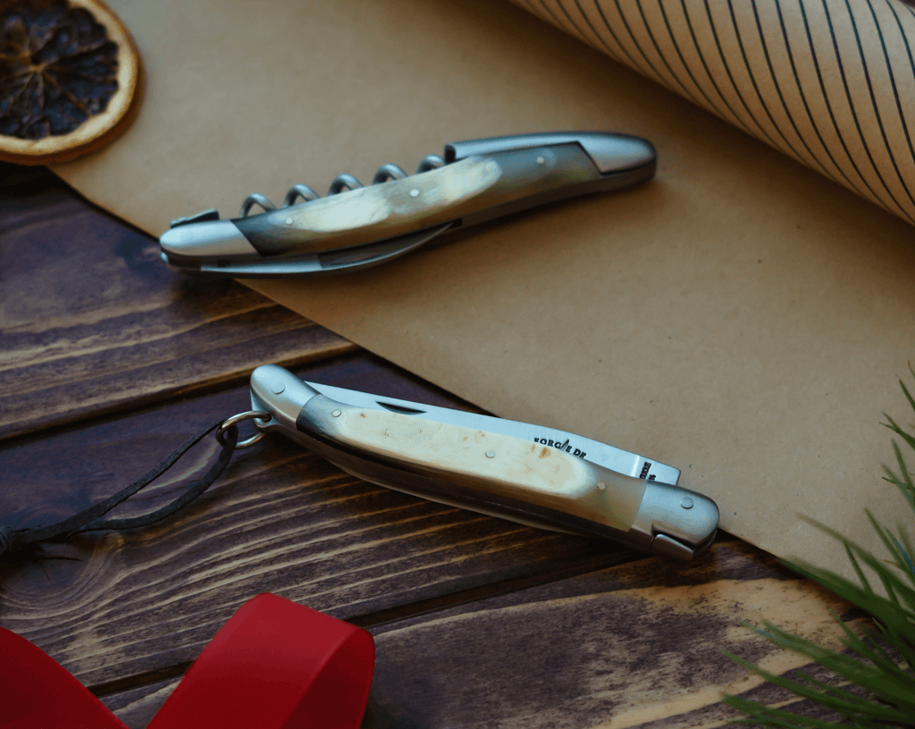 Gavesett - Aubrac Kuhorn - Sommelierkniv og Foldekniv - Forge De Laguiole